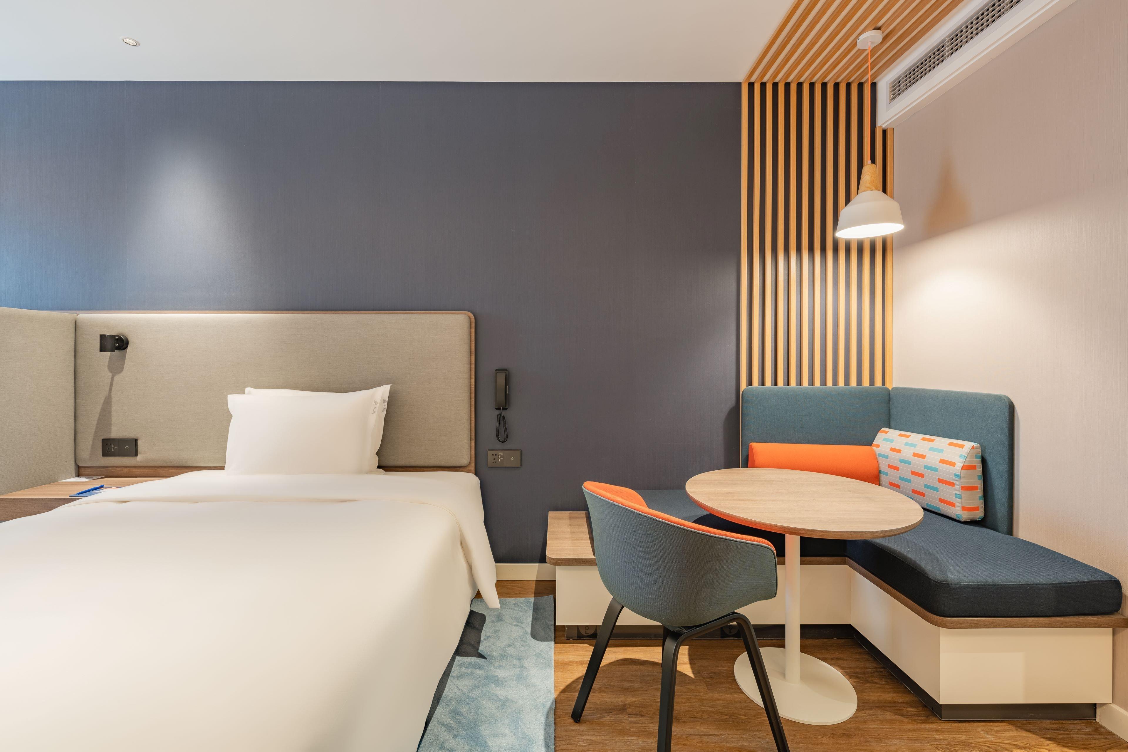 Holiday Inn Express Shanghai Expo Centre By Ihg Exterior photo